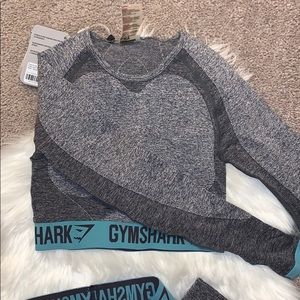 Gym shark matching set- long sleeve and leggings